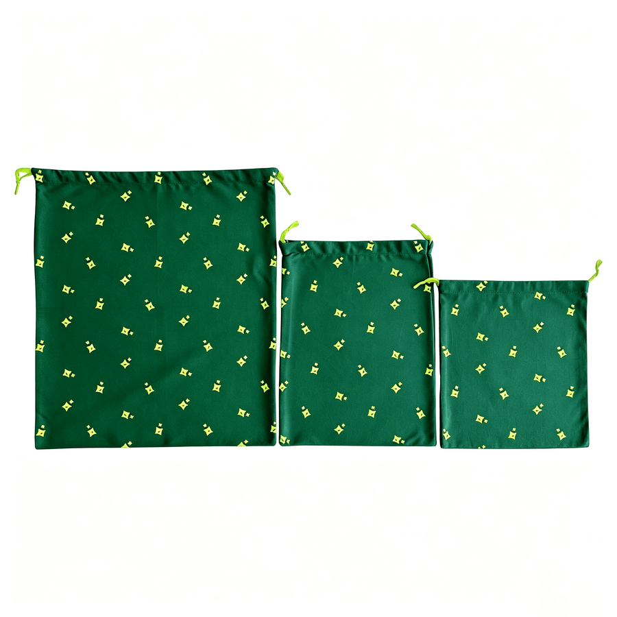 Gift bags in sizes S, M, and L laid flat side by side